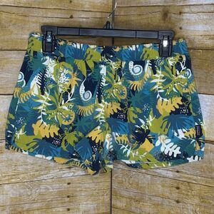 PATAGONIA TROPICAL BUSY PRINT CASUAL BARELY BAGGIE LOW RISE SHORTS SIZE SMALL